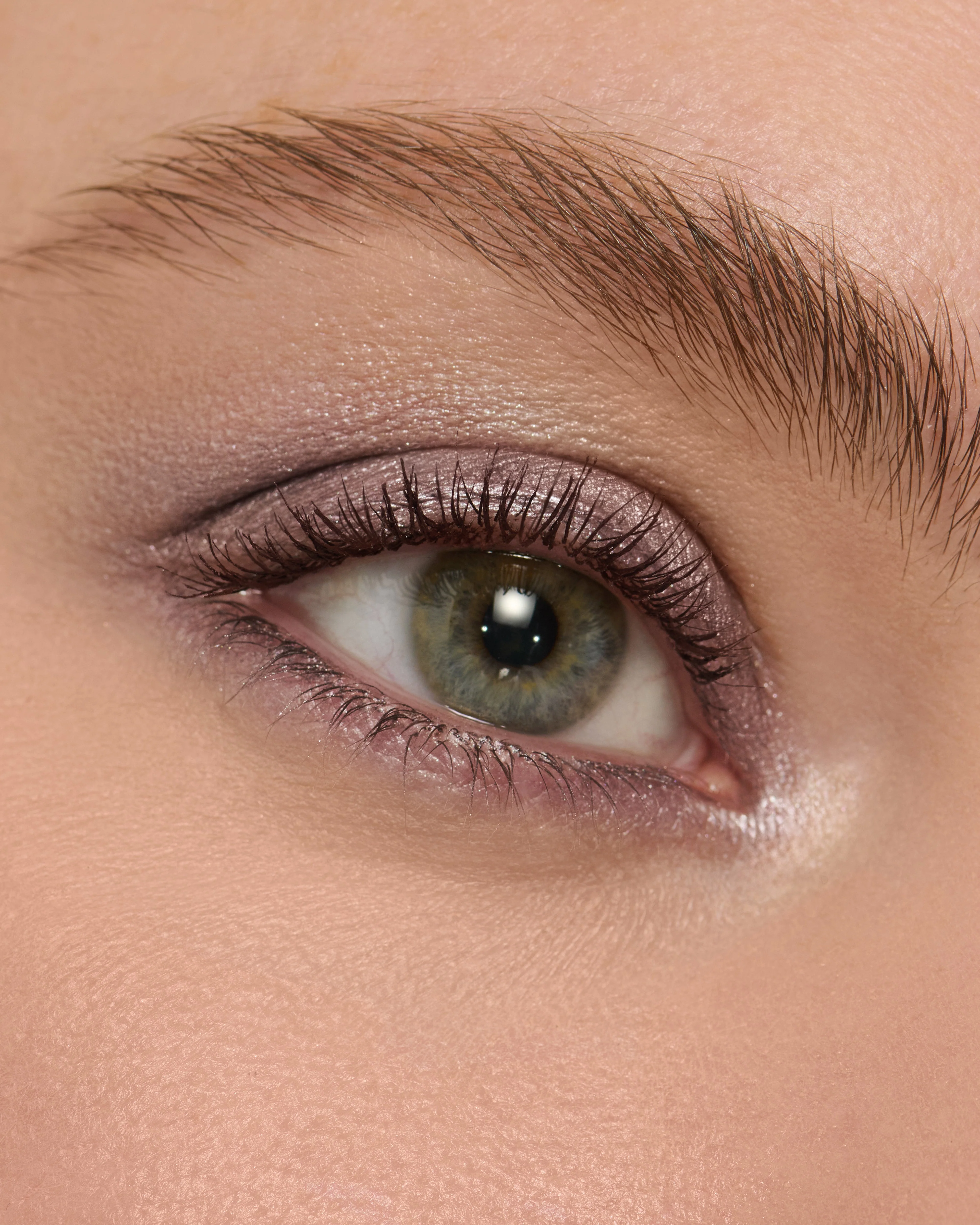 Betina (Seamless Glide Eye Pencil) - Image 3
