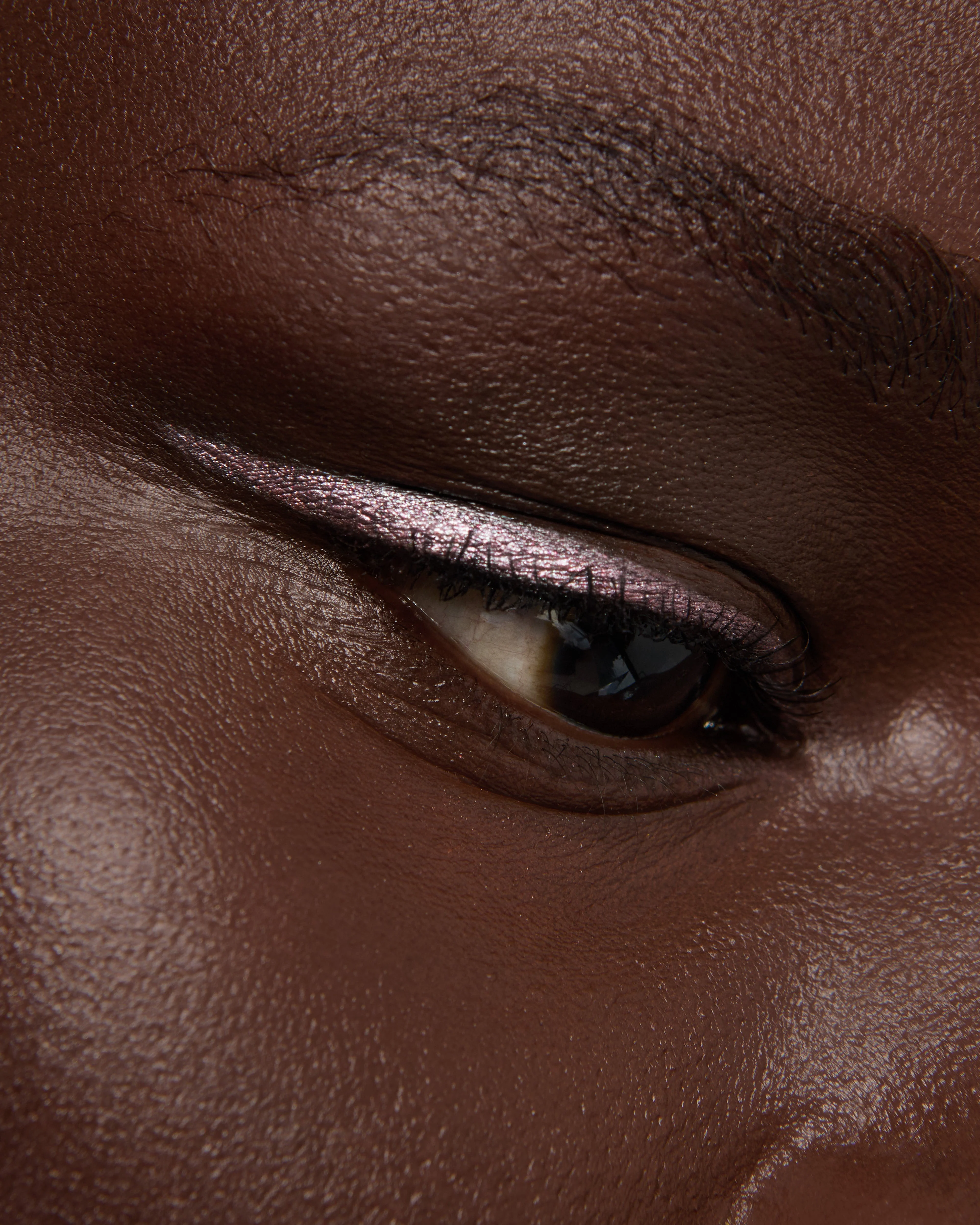 Betina (Seamless Glide Eye Pencil) - Image 7