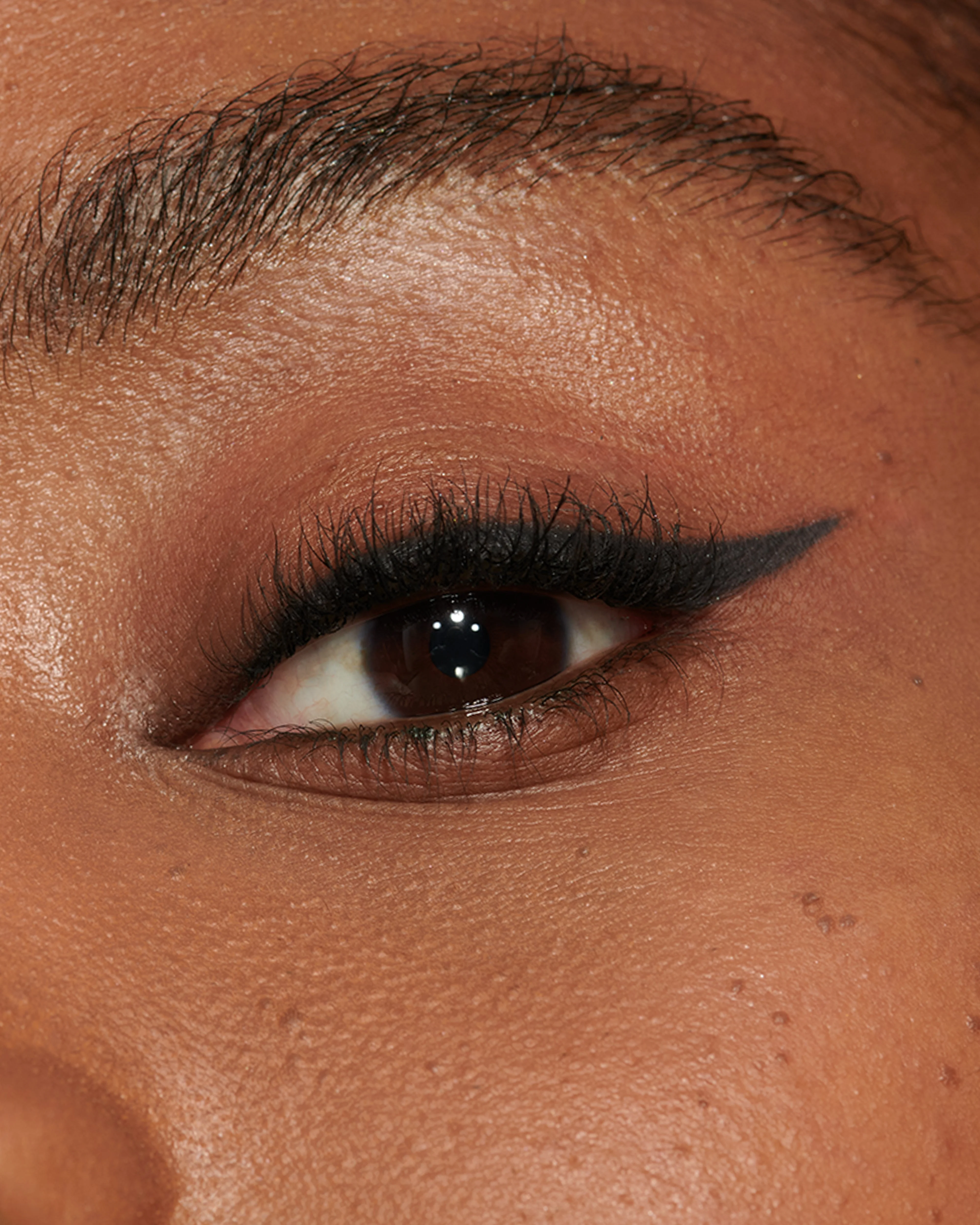 Cinder Smoke (Seamless Glide Eye Pencil) - Image 3
