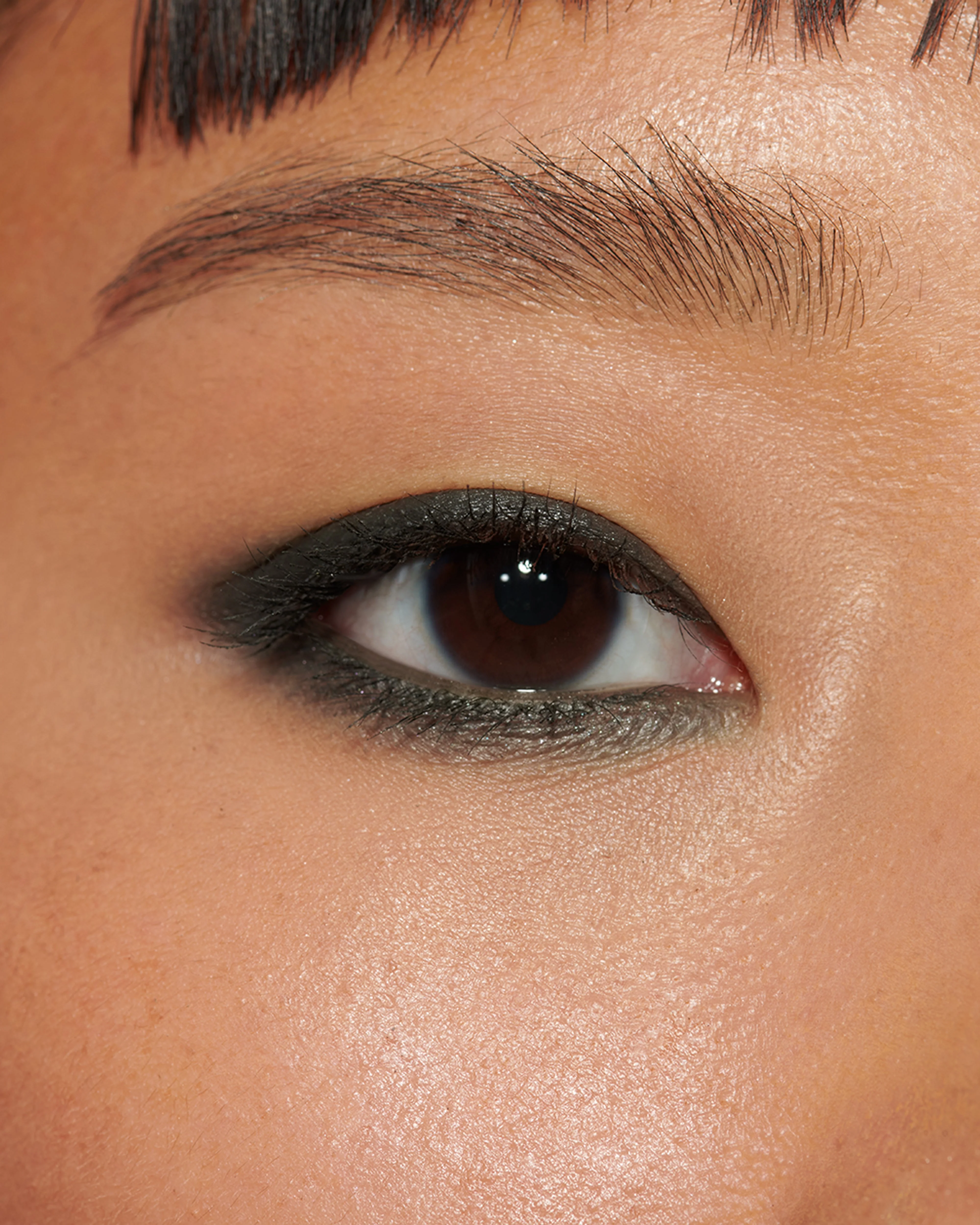Cinder Smoke (Seamless Glide Eye Pencil) - Image 5