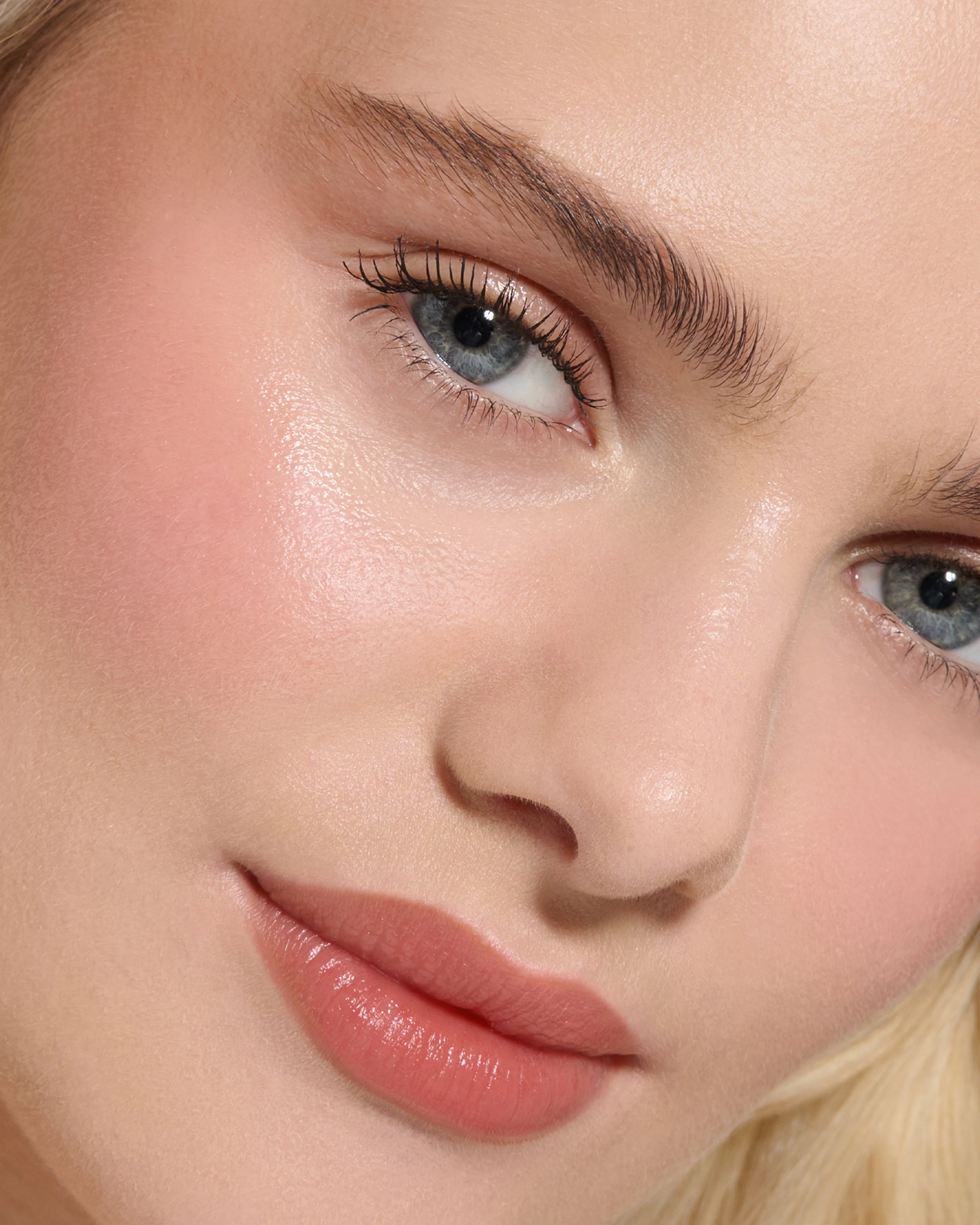 Cinnamon Bun (Velatura Balm Dewy Lip and Cheek Stick) - Image 8