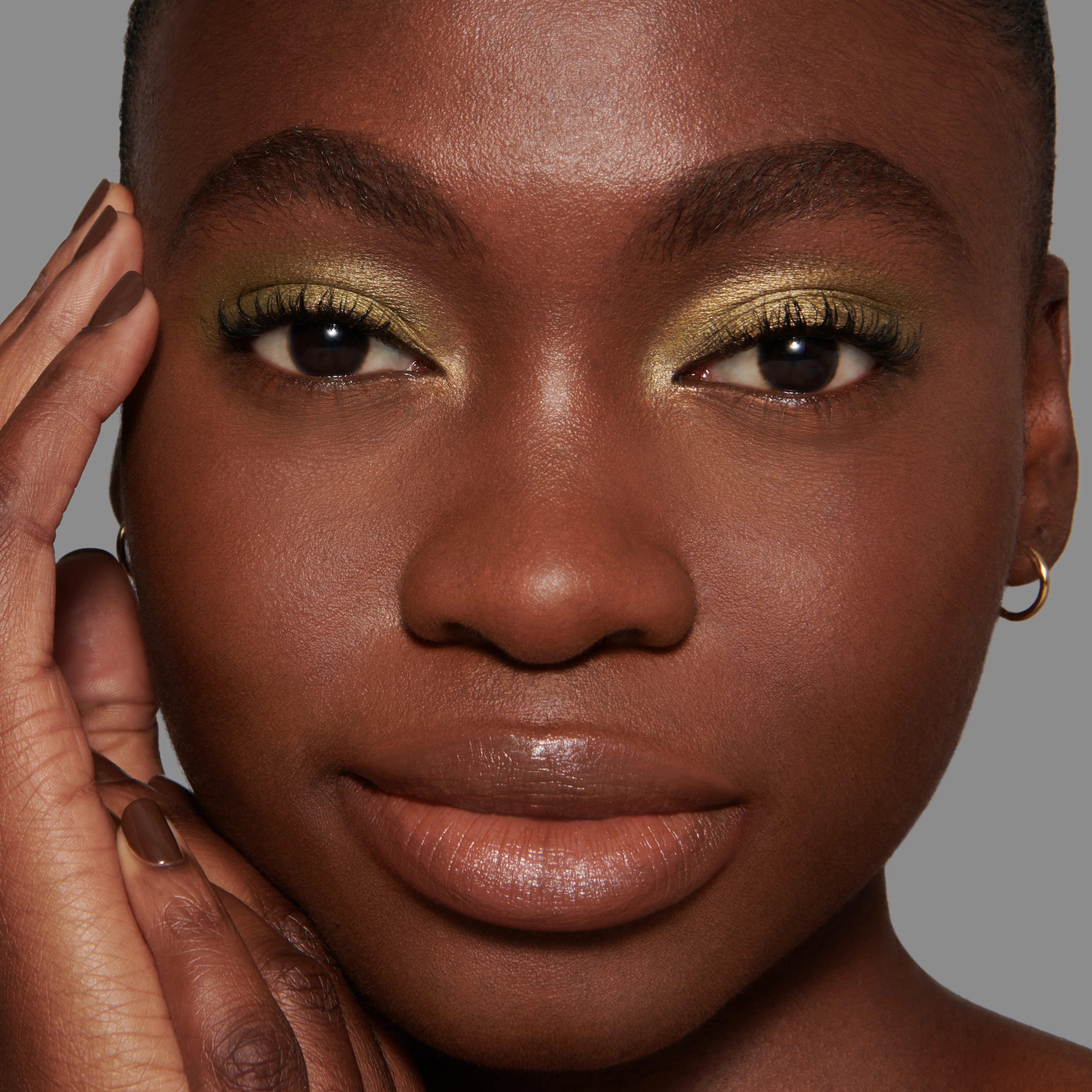 Daphne (Liquid Lurex Eyeshadow) - Image 5