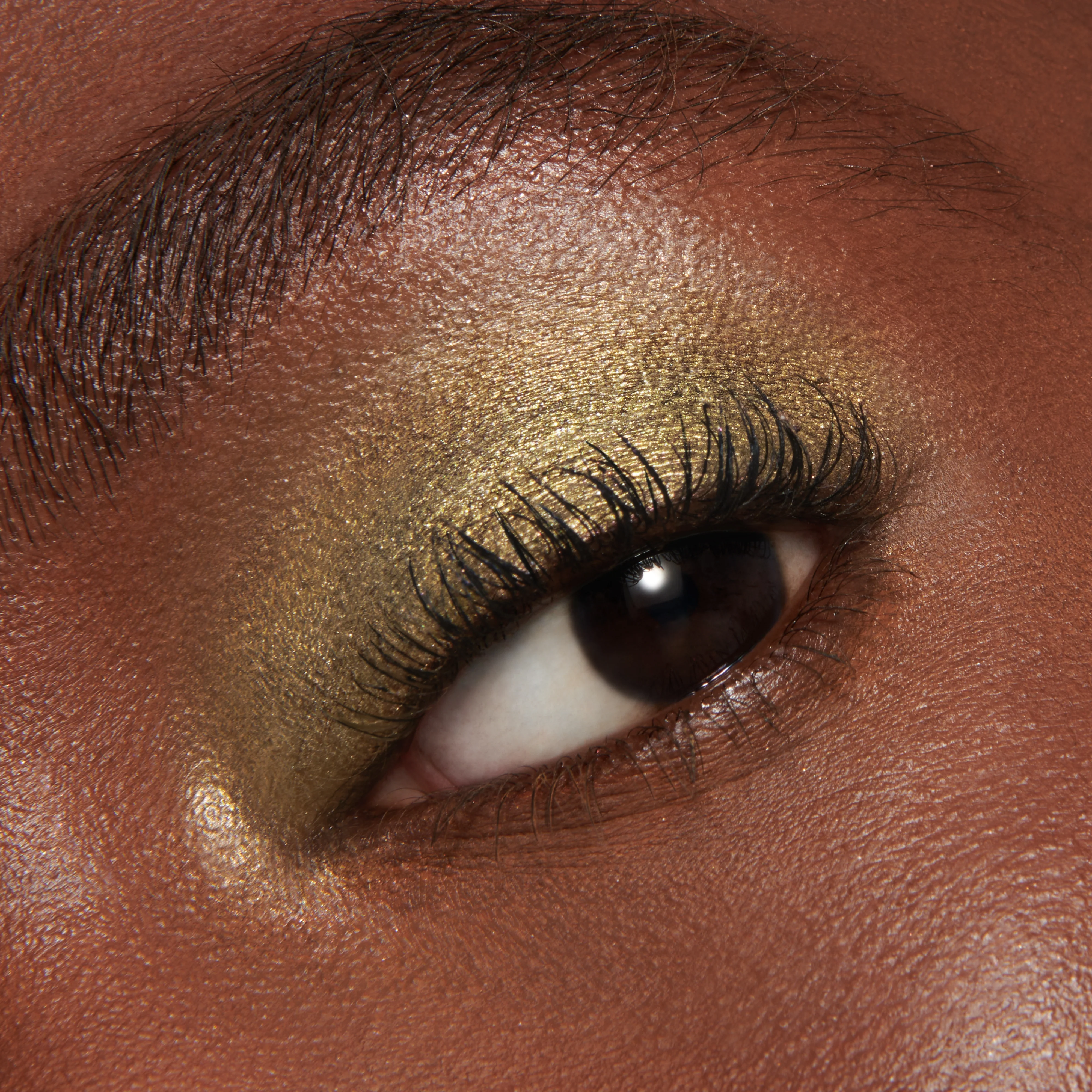 Daphne (Liquid Lurex Eyeshadow) - Image 6