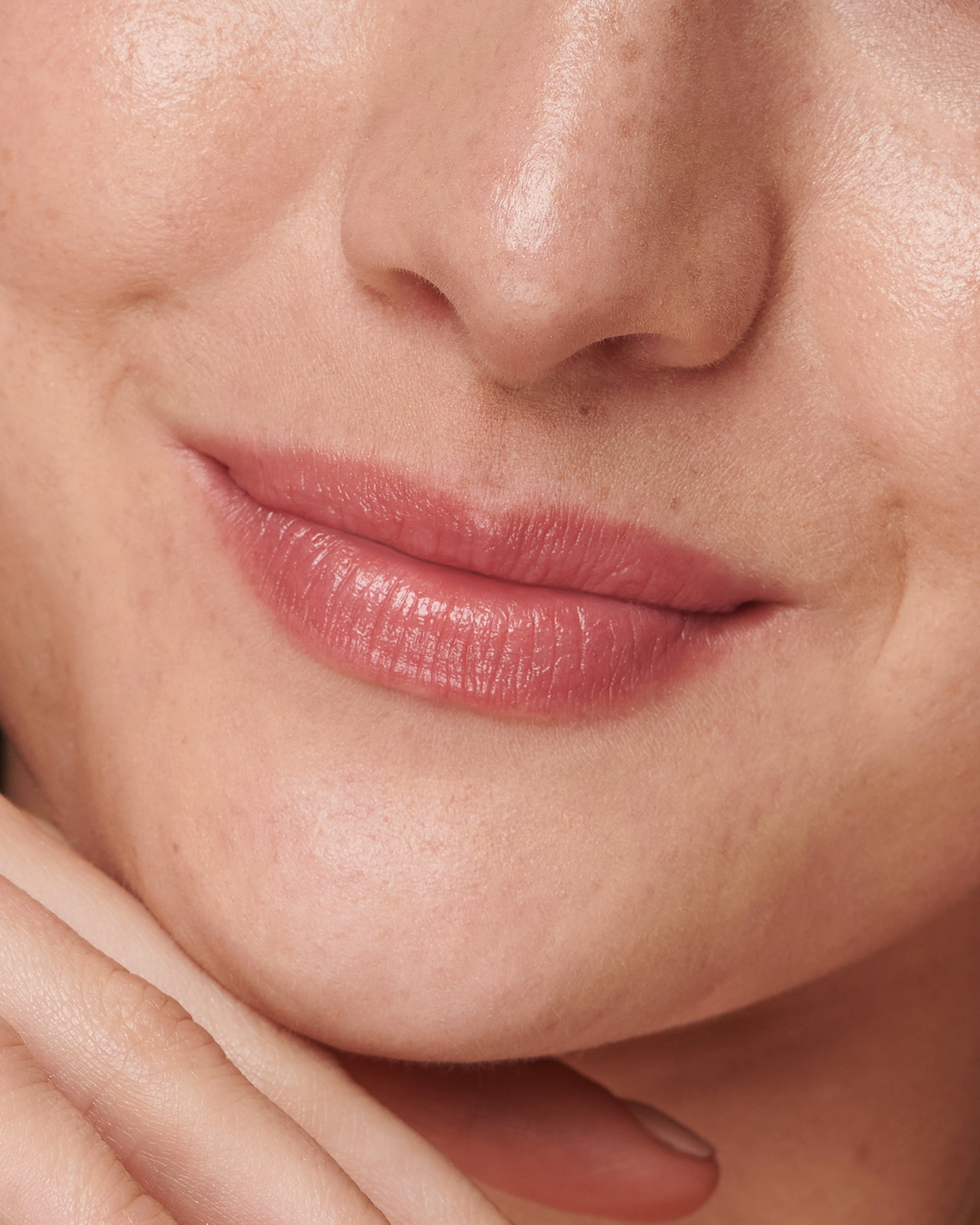 Épanoui (Baume Embrace Melting Lip Colour) - Image 7