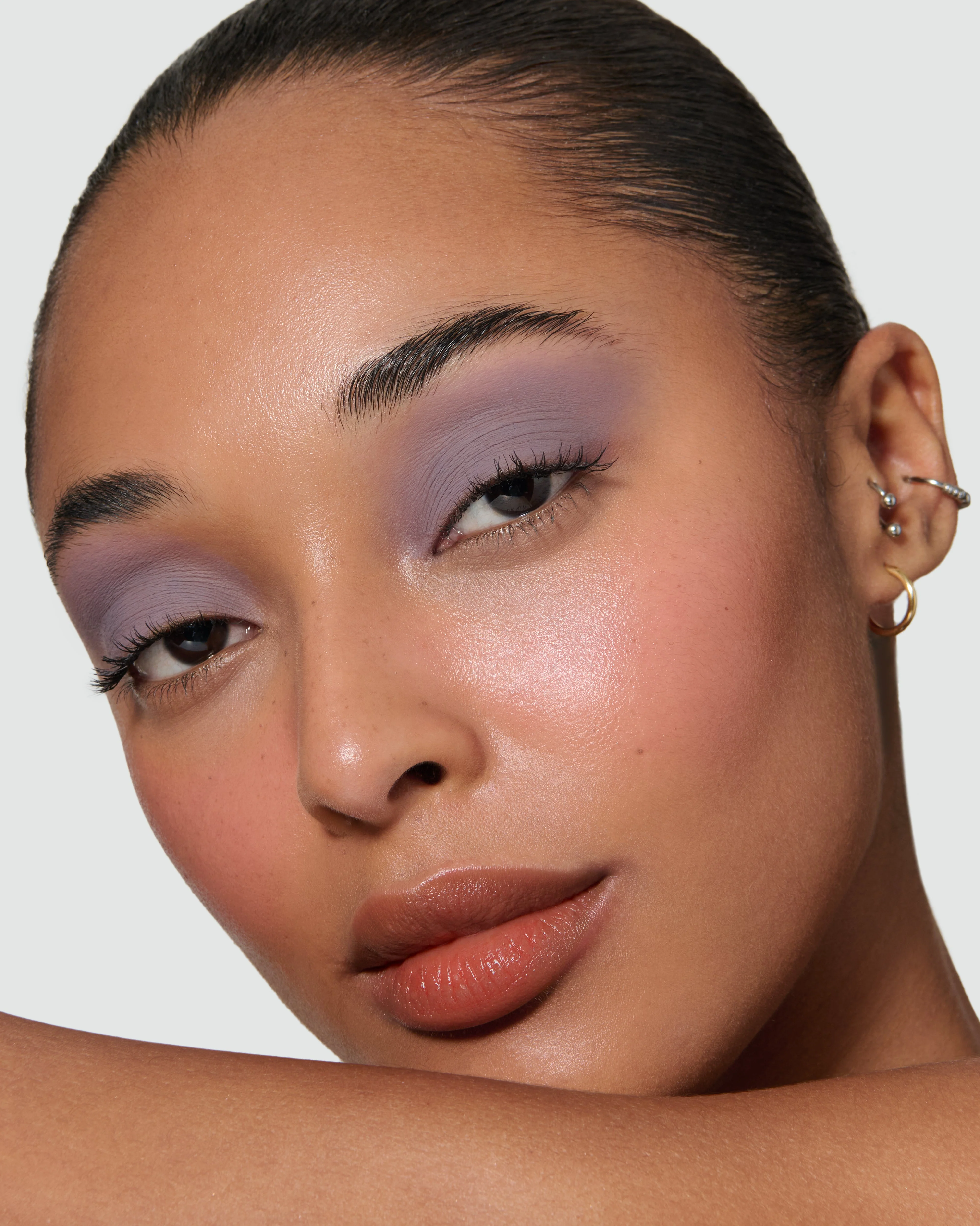 Maude (Liquid Silk Liquid Eyeshadow) - Image 9