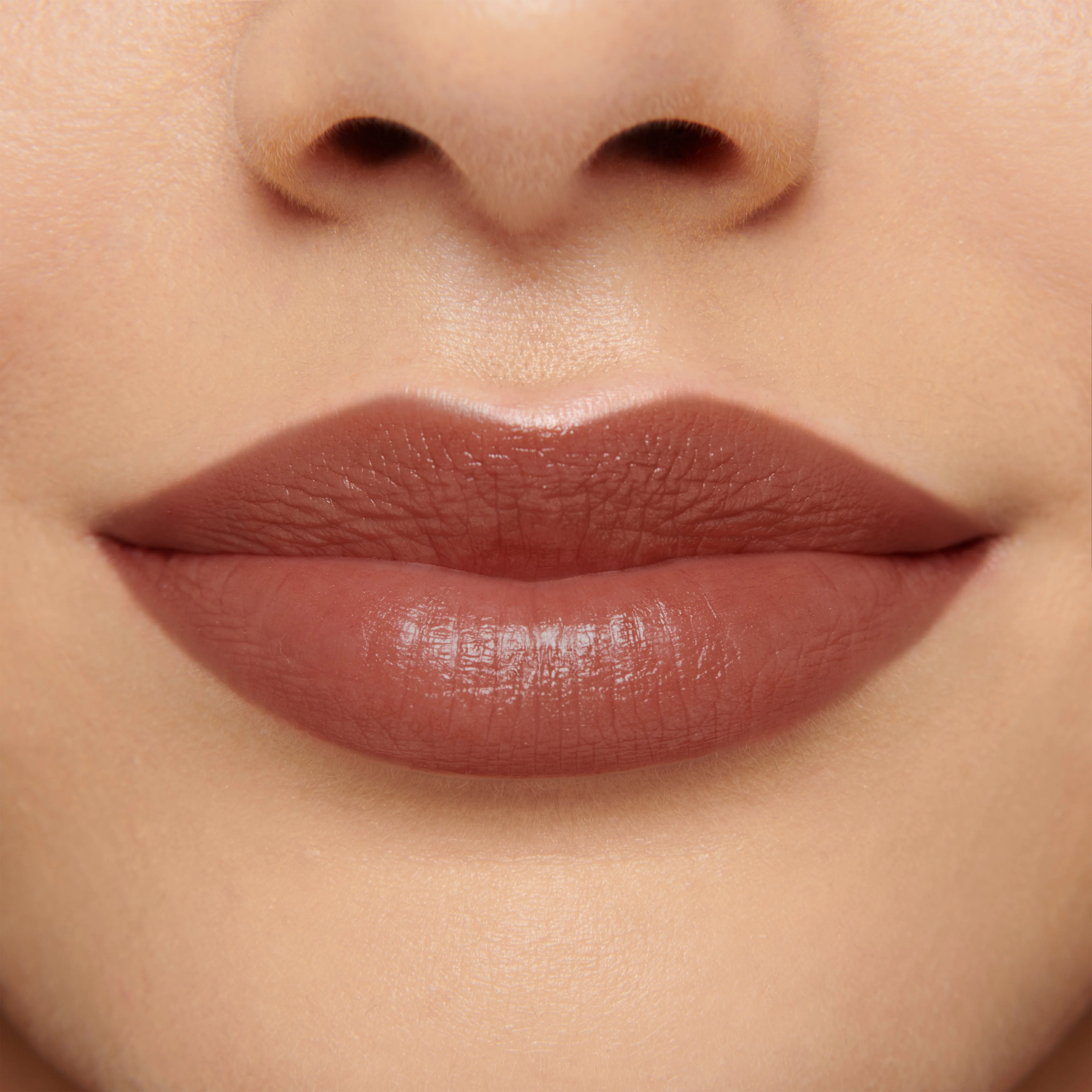 Meet Me In Berlin (Luxuriously Lucent Lip Colour) - Image 10