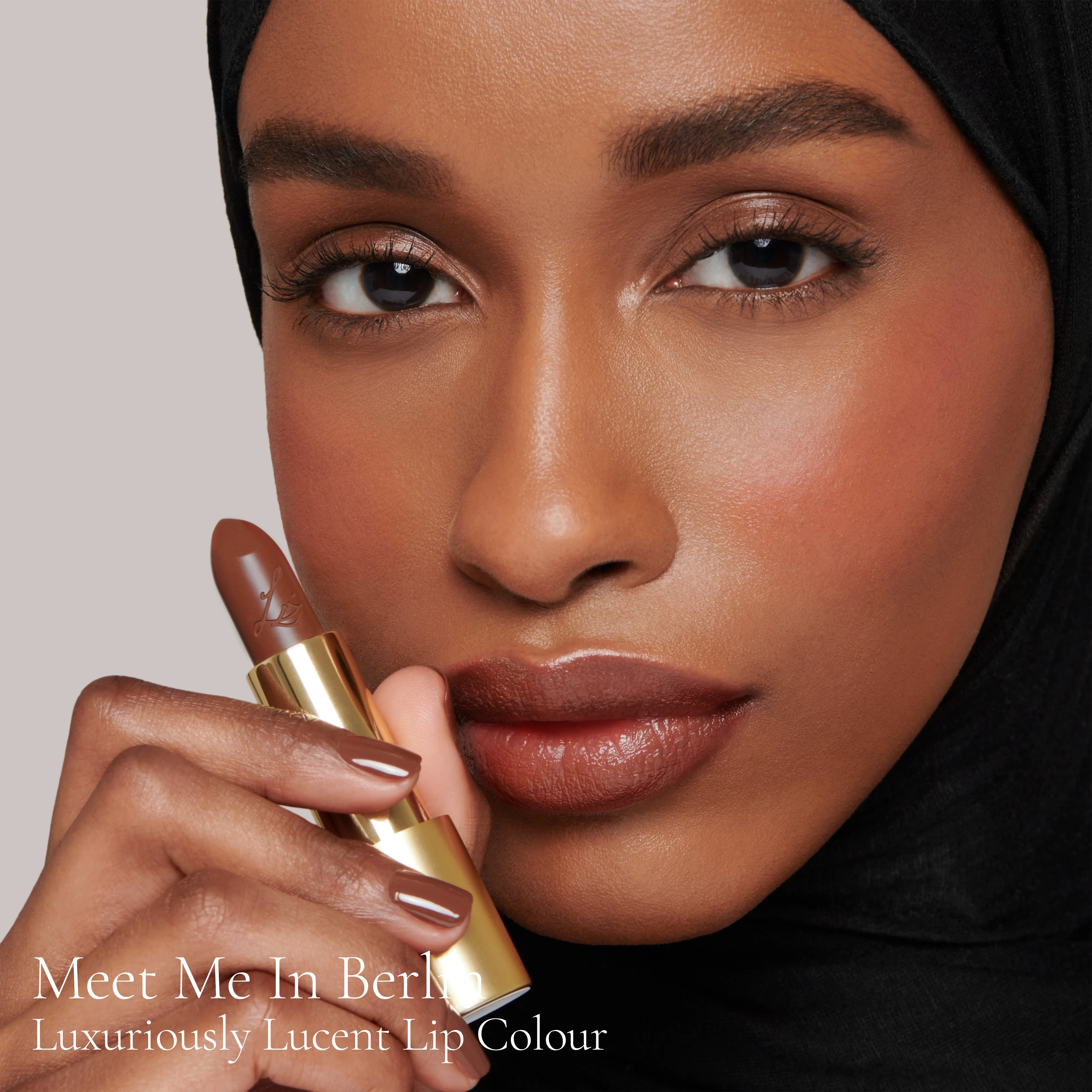 Meet Me In Berlin (Luxuriously Lucent Lip Colour) - Image 17