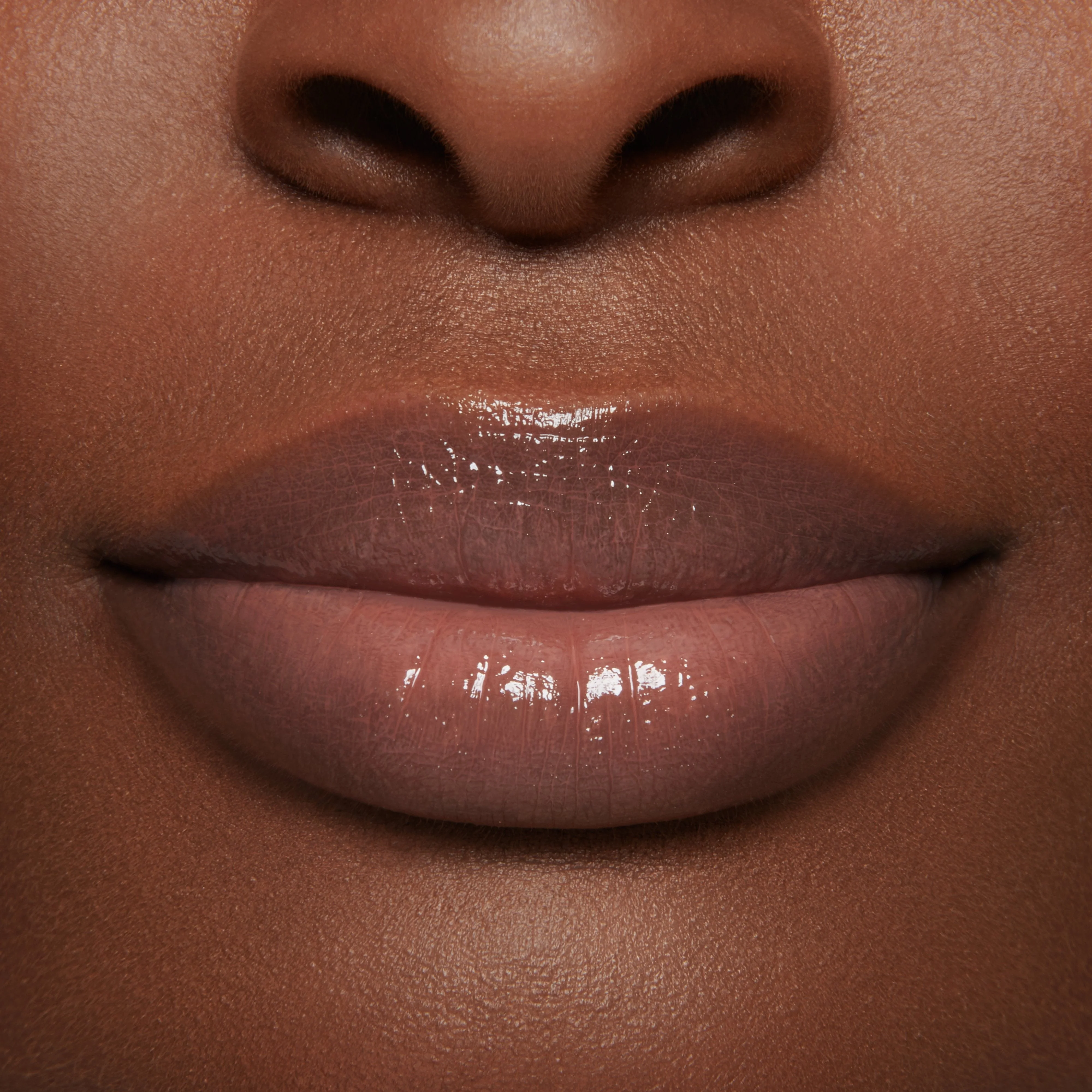 Muse (Gloss Embrace Lip Gloss) - Image 13