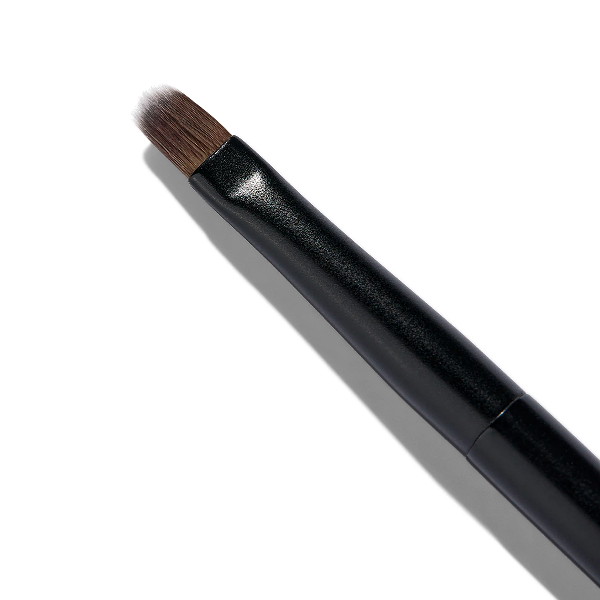 No. 20 Lip Brush (Seamless Blend Brush) - Image 4