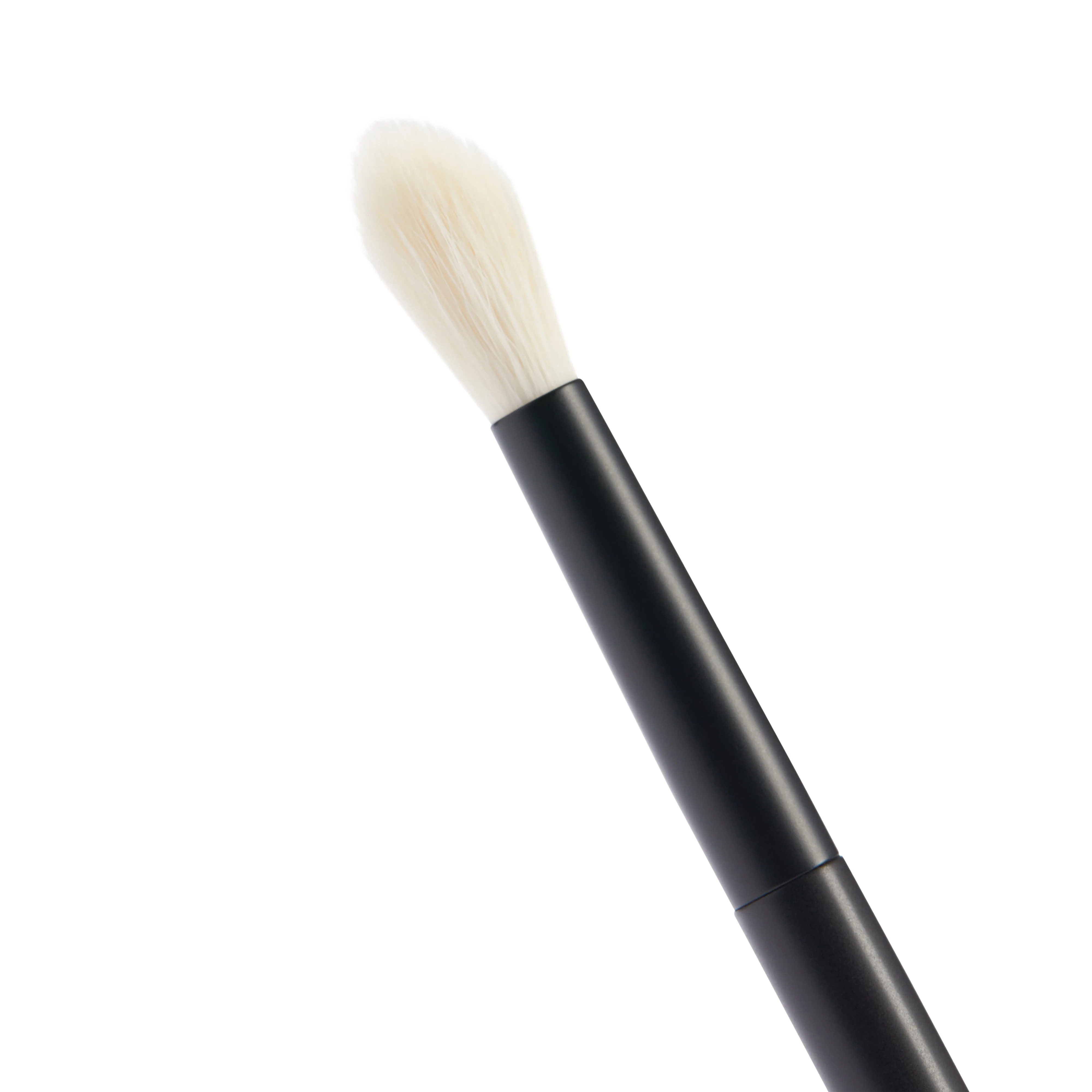 No. 8 Define and Blend Eye Brush (Seamless Blend Brush) - Image 3