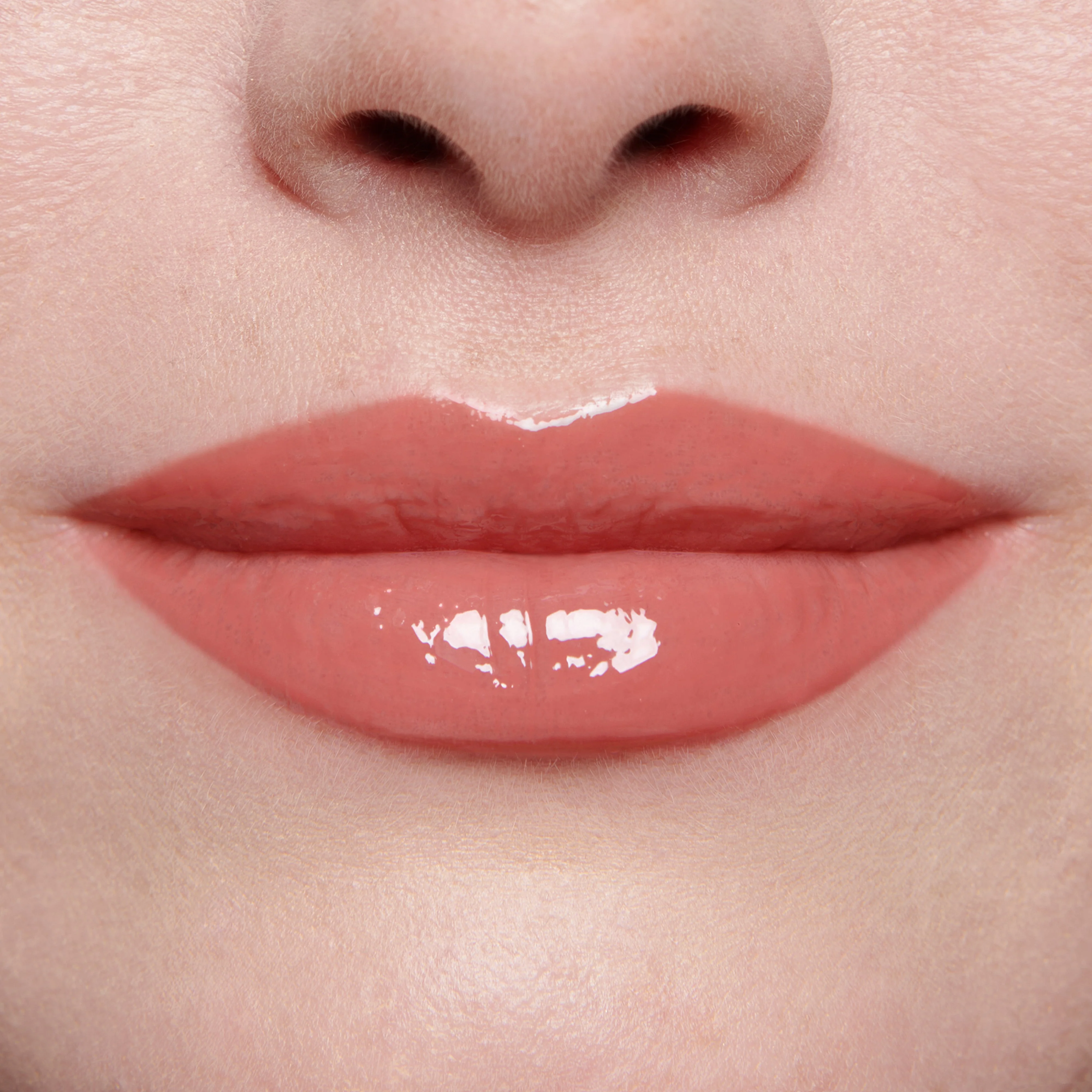 Petal (Gloss Embrace Lip Gloss) - Image 4
