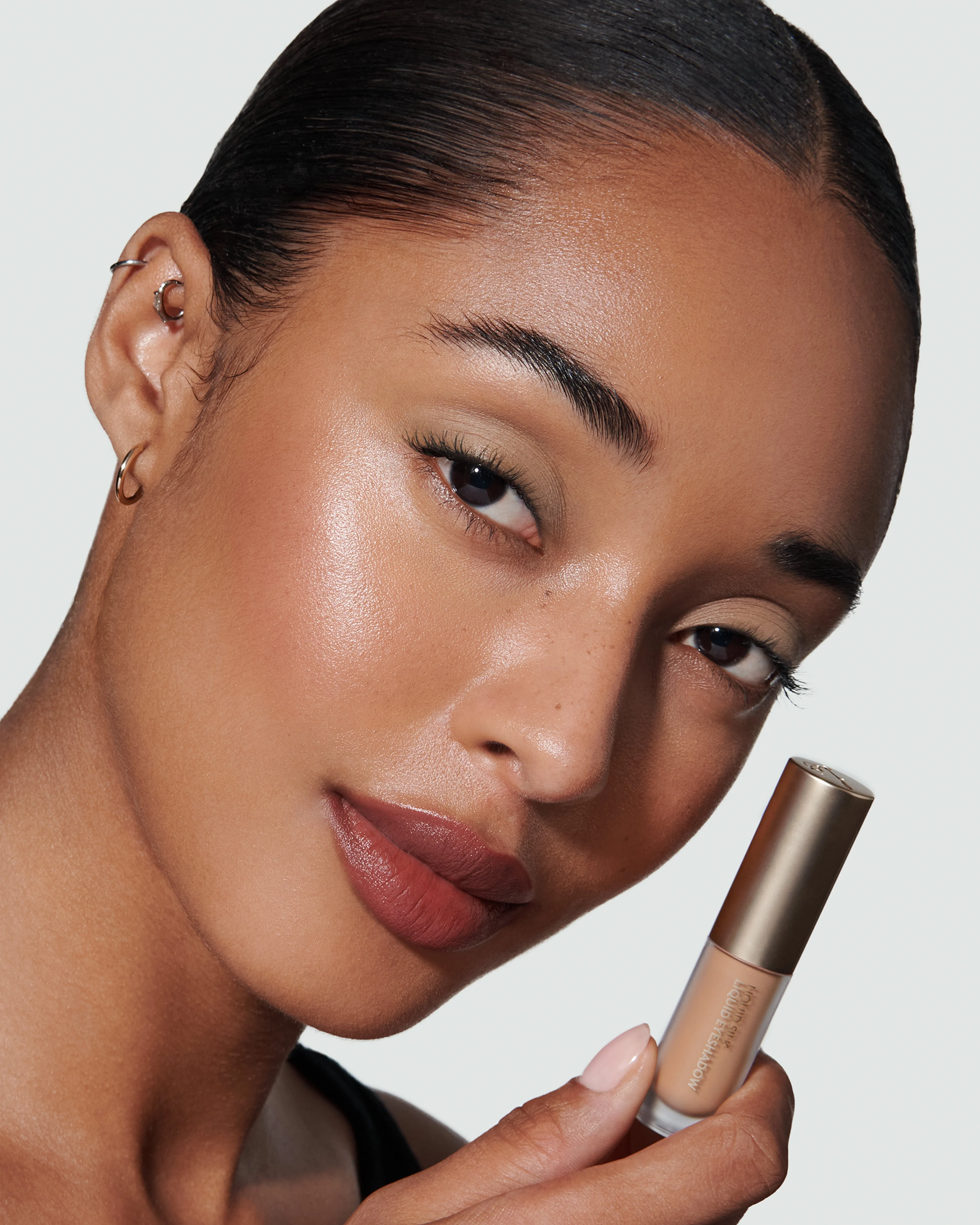 Phoebe (Liquid Silk Liquid Eyeshadow) - Image 12