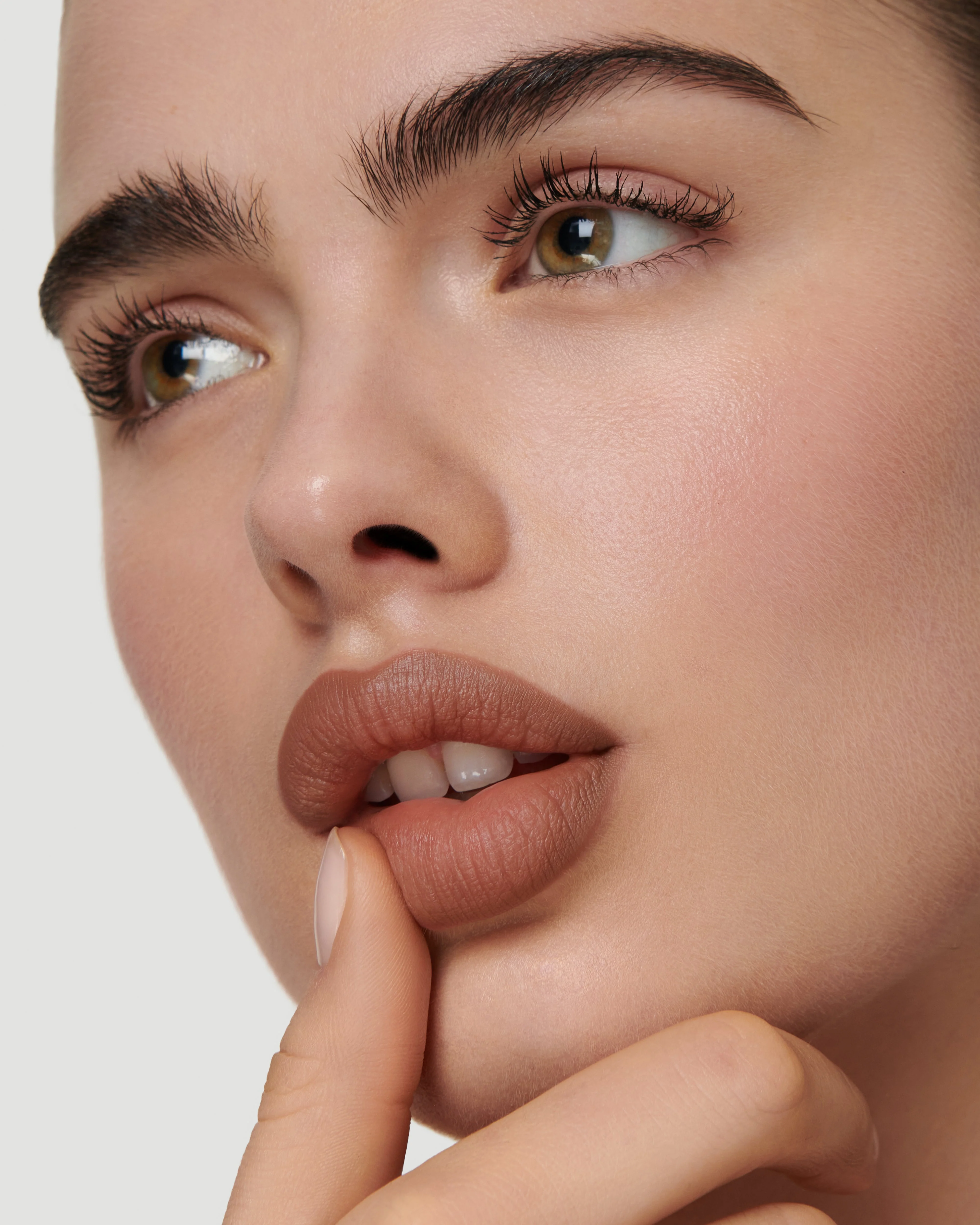 0N Greige (Sculpt and Shade Lip Pencil) - Image 6
