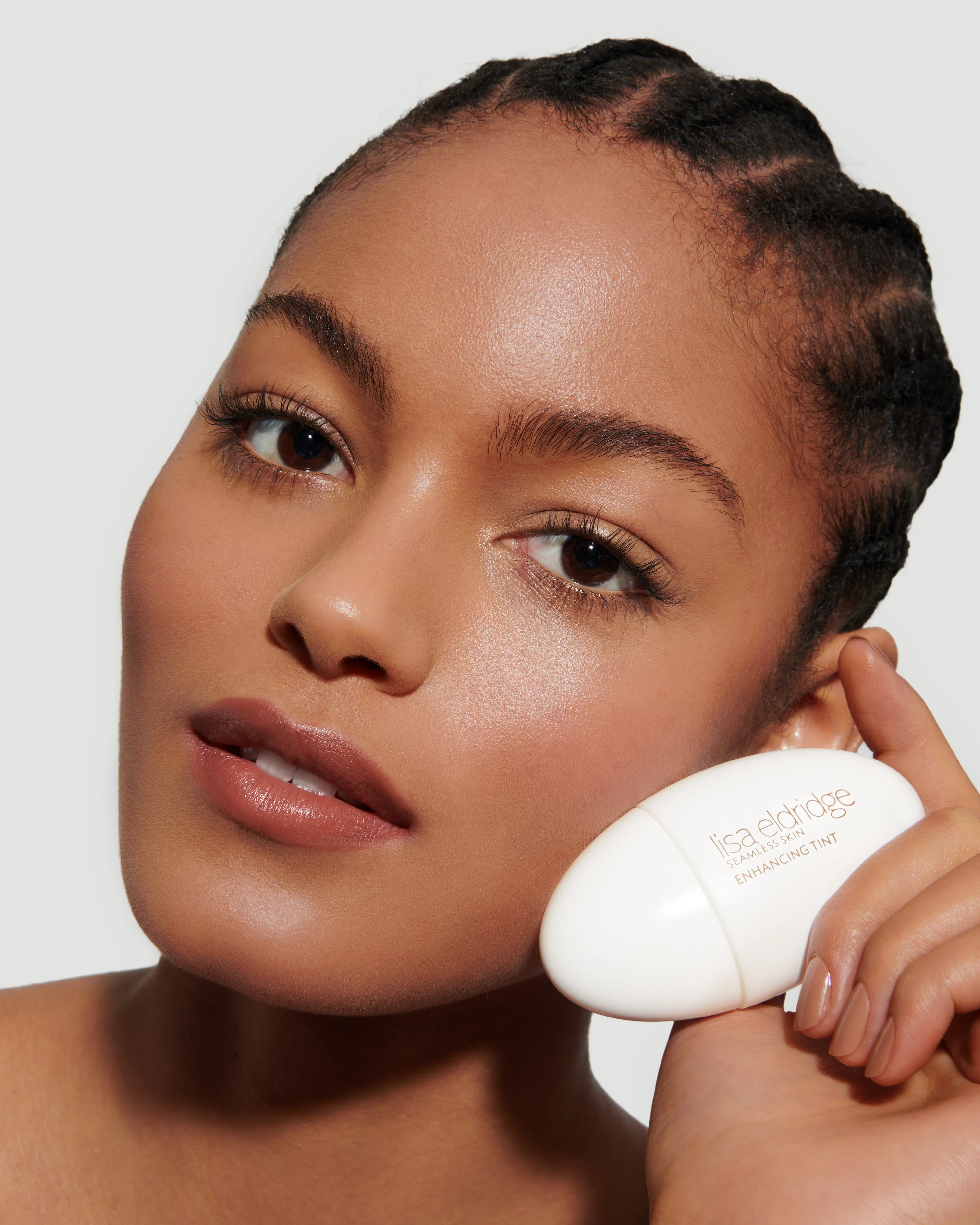 T10 (Seamless Skin Enhancing Tint) - Image 8