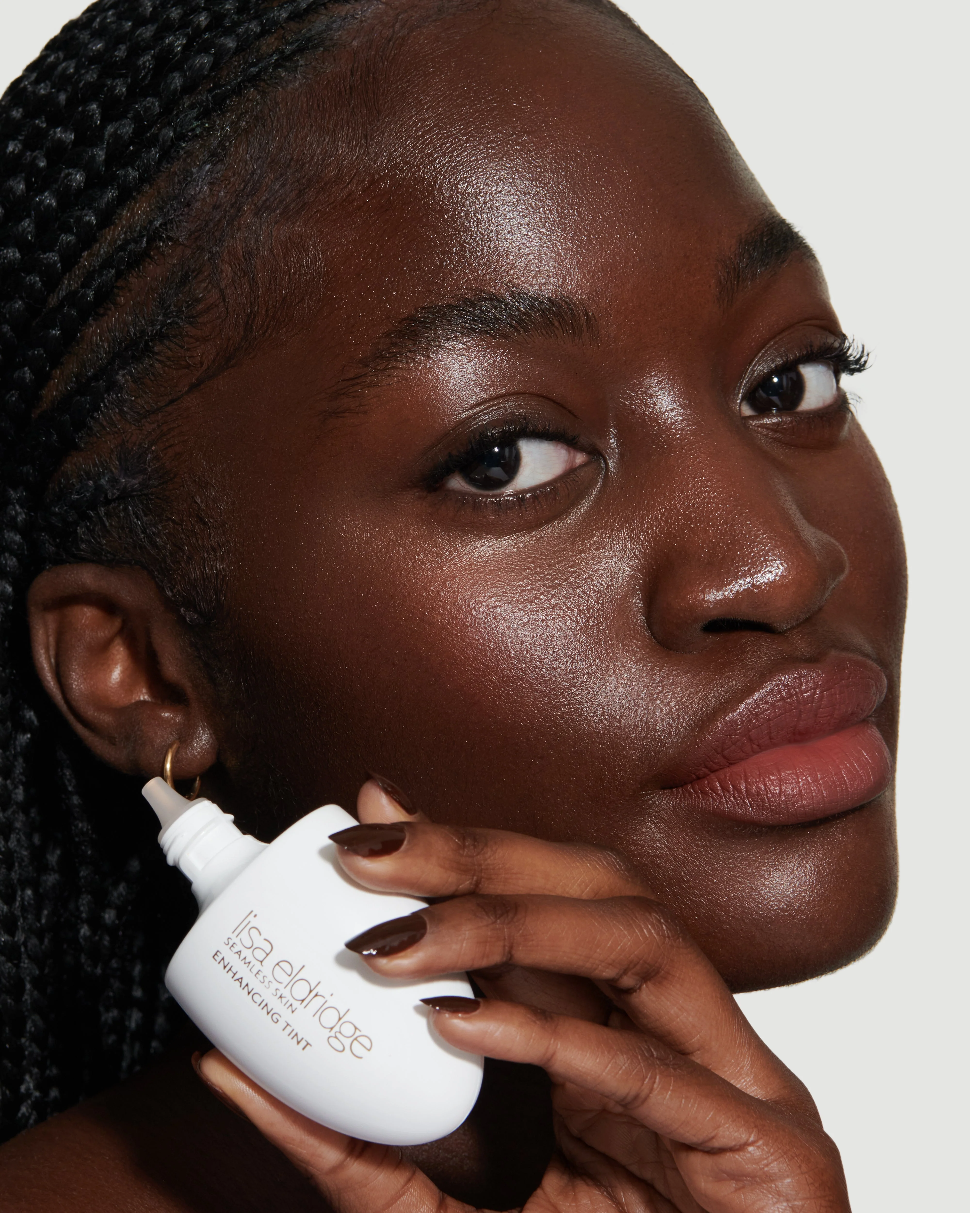 T17 (Seamless Skin Enhancing Tint) - Image 6