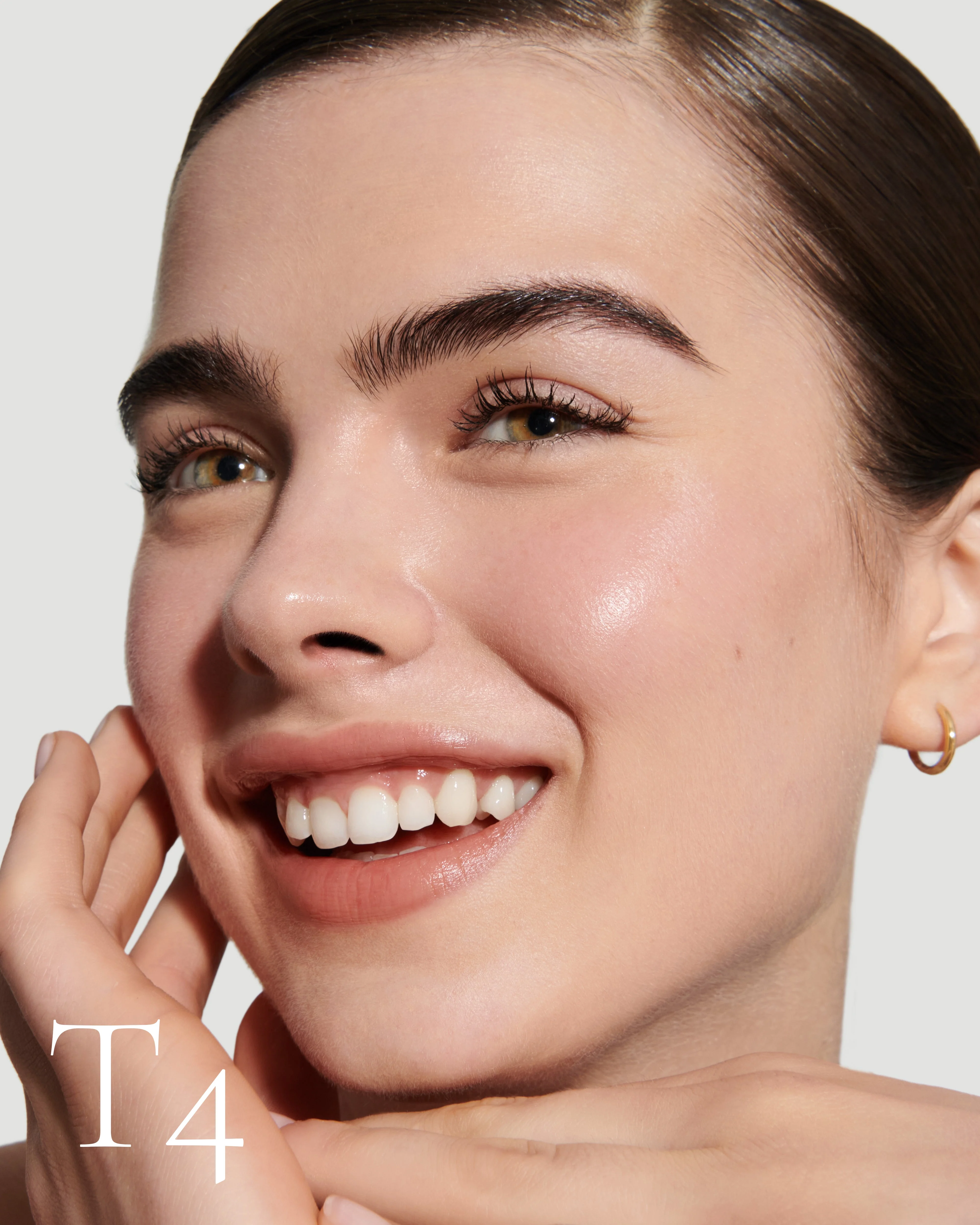 T4 (Seamless Skin Enhancing Tint) - Image 5