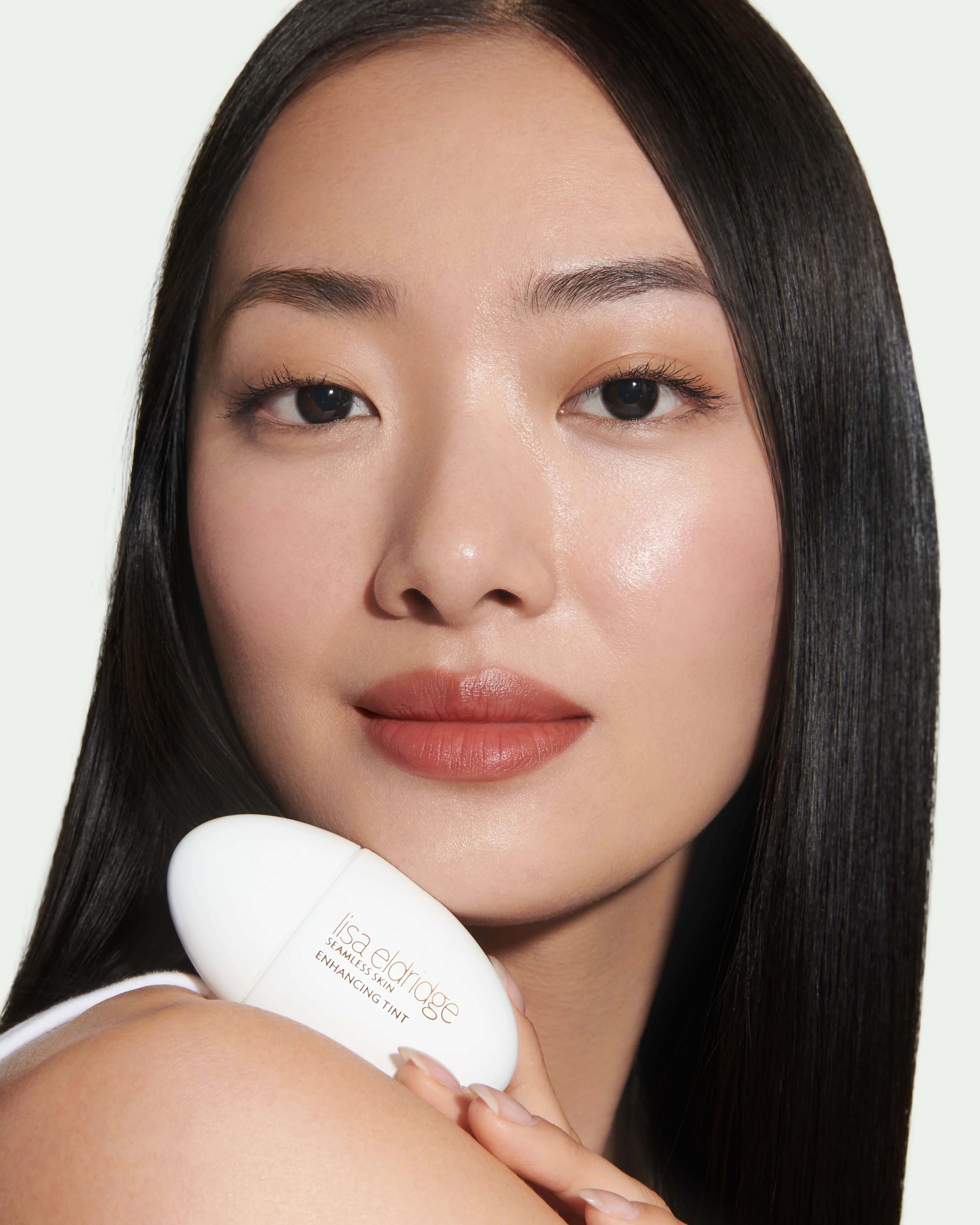 T6 (Seamless Skin Enhancing Tint) - Image 9