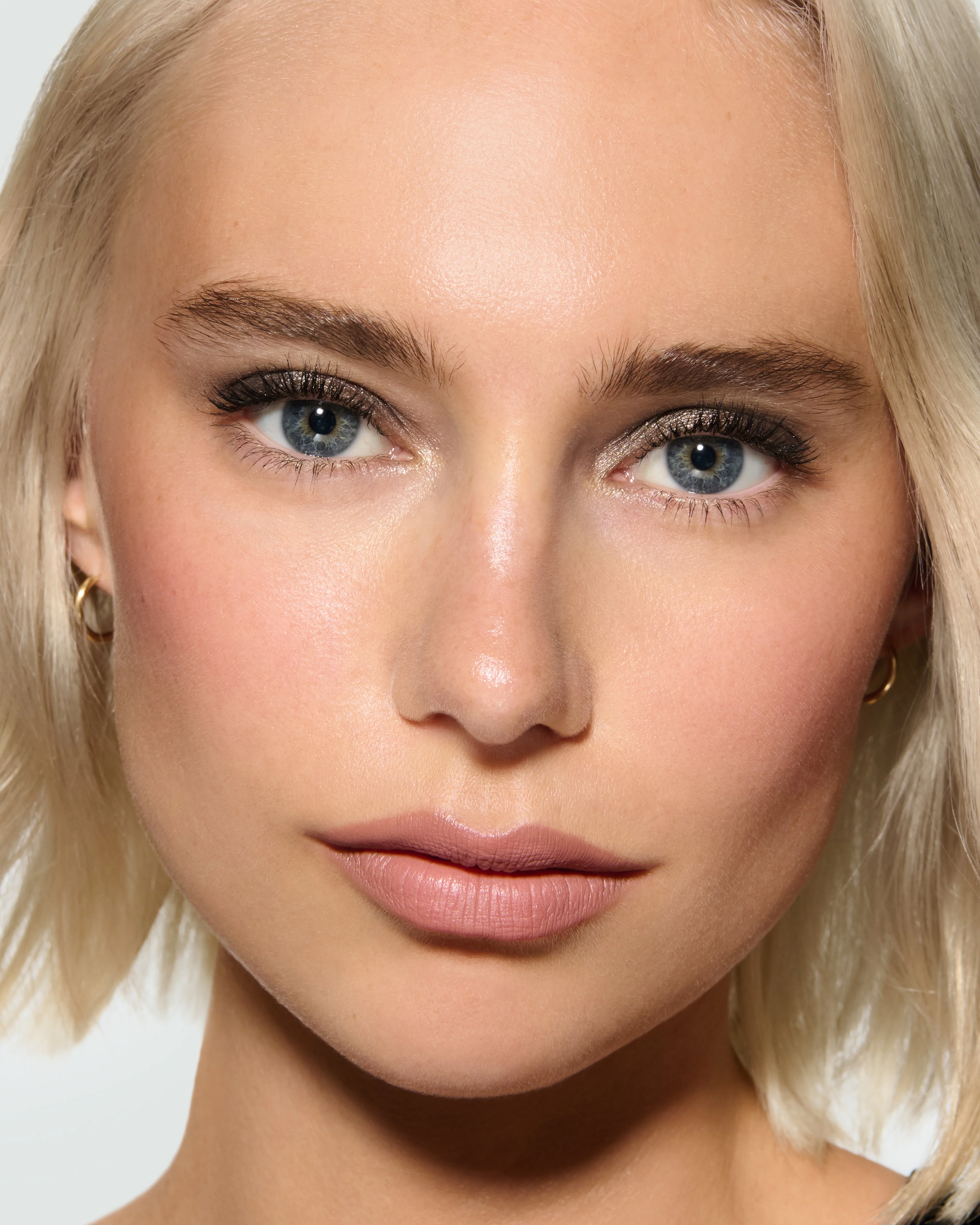 Selene (Liquid Lurex Eyeshadow) - Image 8