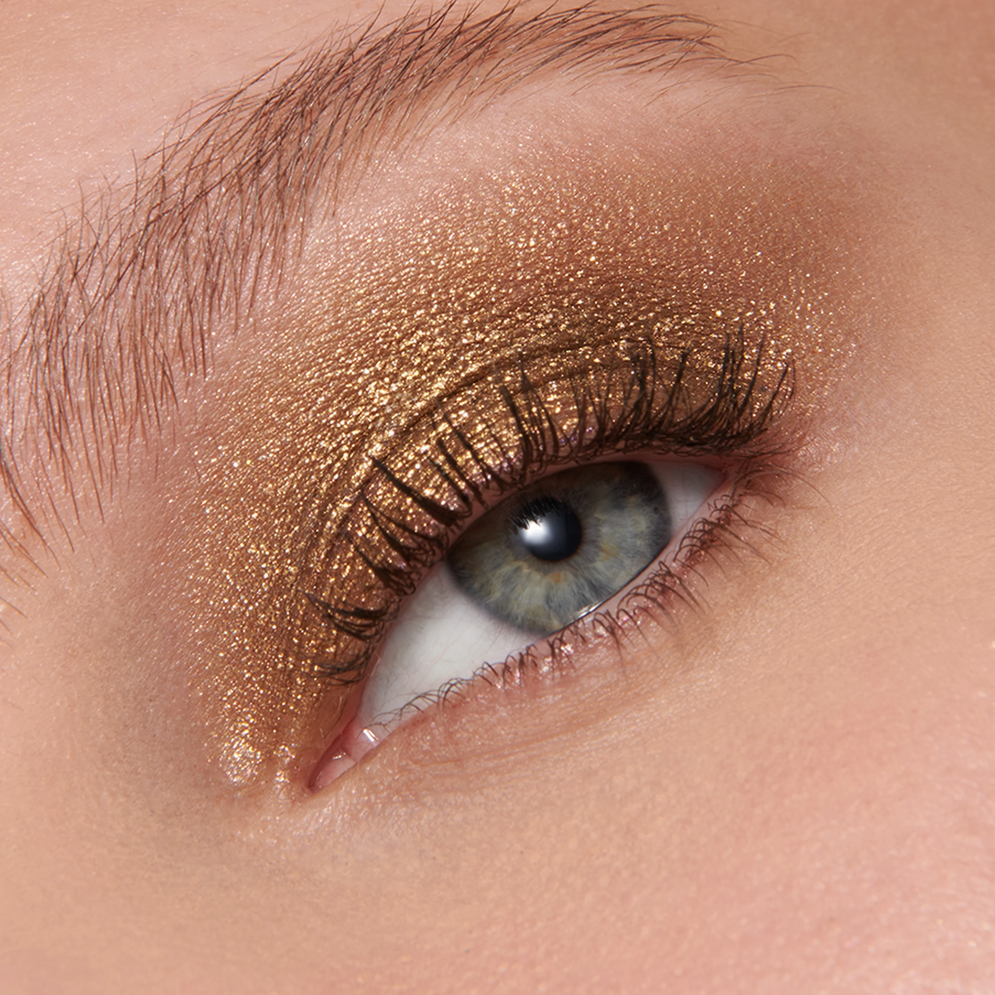 Titania (Liquid Lurex Eyeshadow) - Image 8
