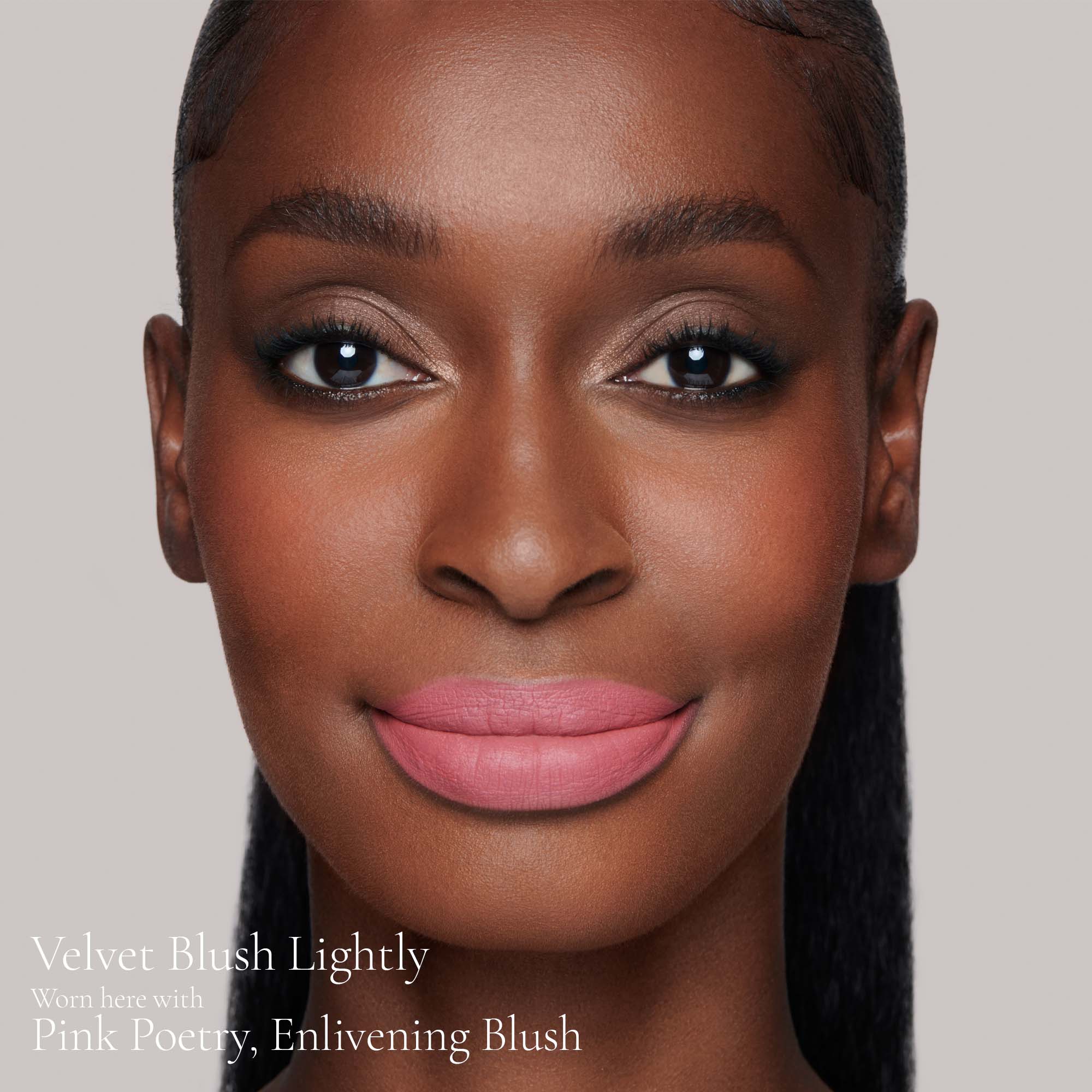 Velvet Blush Lightly (True Velvet Lip Colour) - Image 4