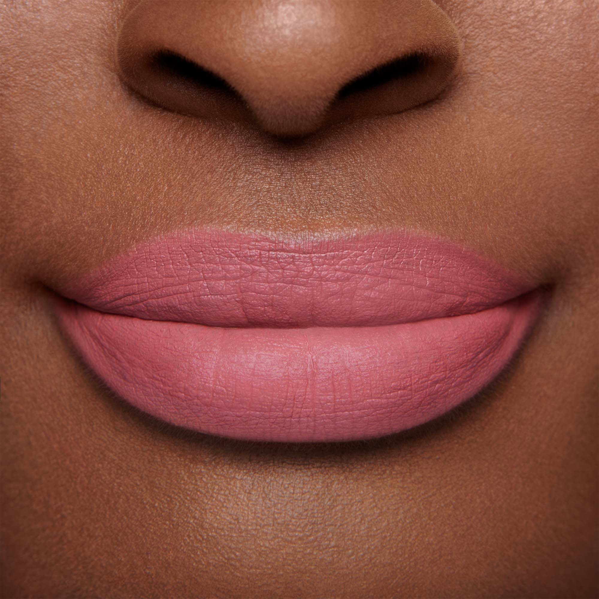 Velvet Blush Lightly (True Velvet Lip Colour) - Image 5