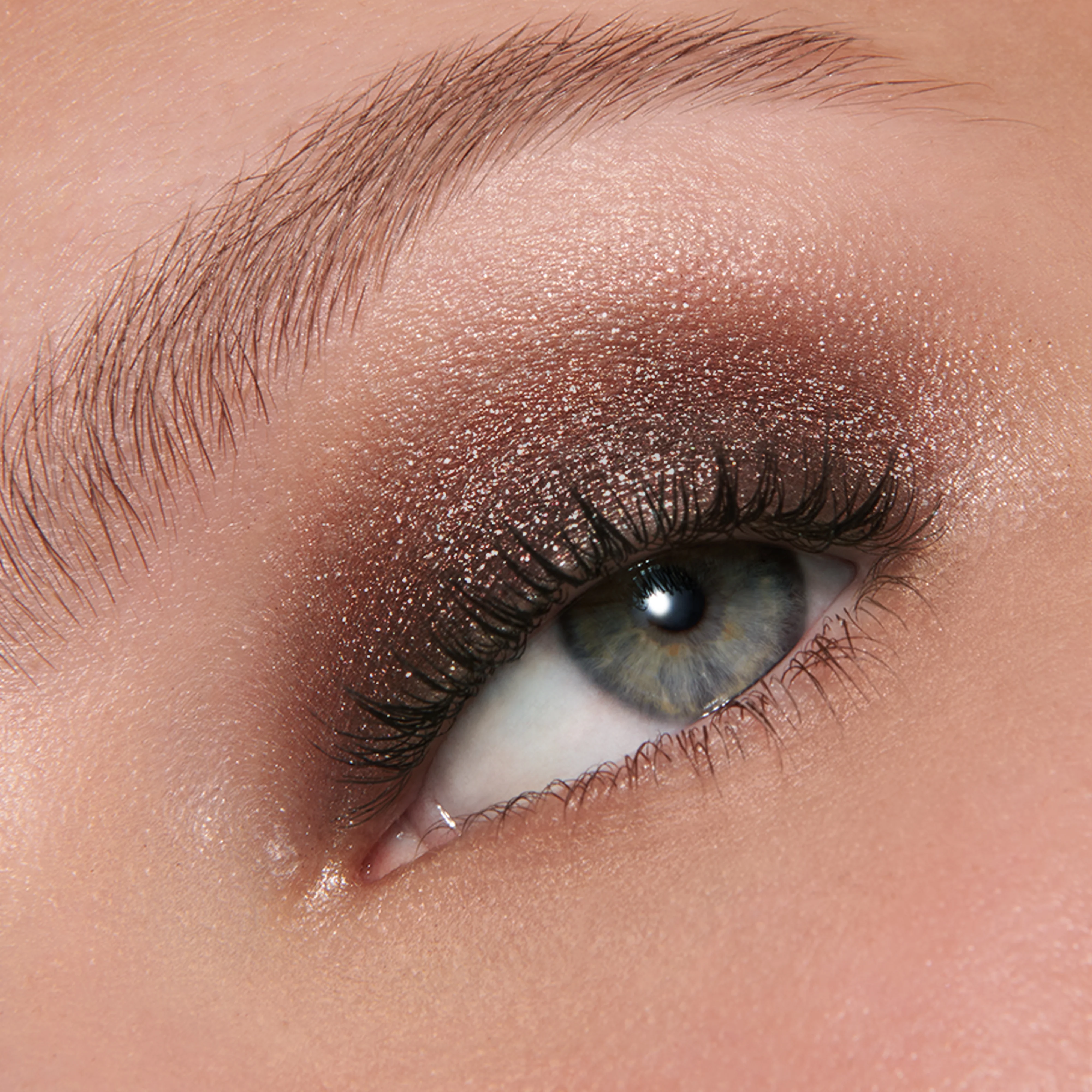 Zora (Liquid Lurex Eyeshadow) - Image 8